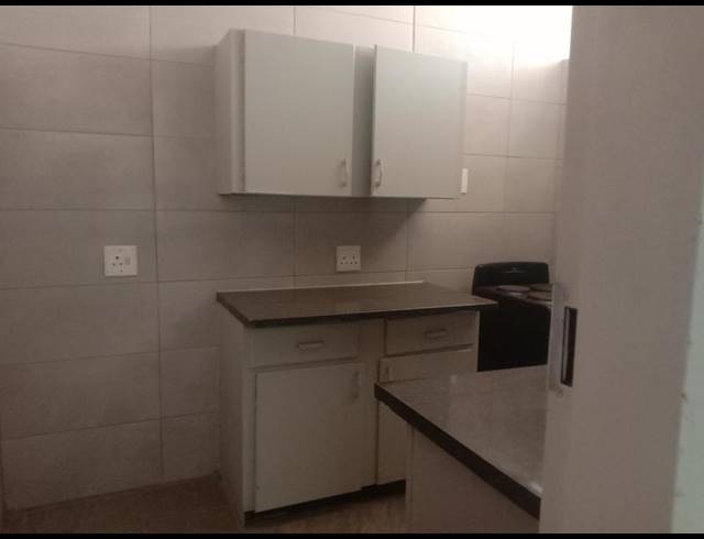 2 BEDROOM APARTMENT FOR SALE IN SUNNYSIDE